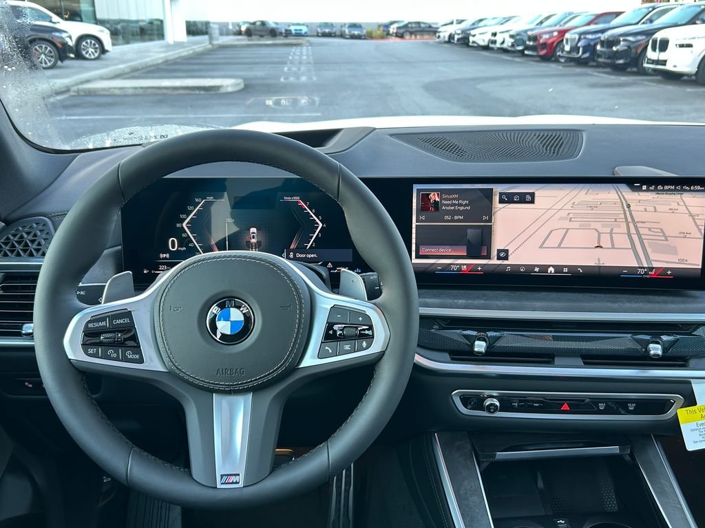 New 2026 Mineral White Metallic BMW xDrive40i image 17
