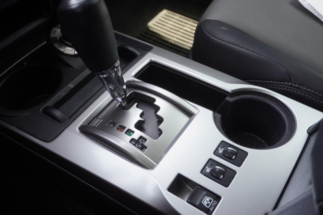 Used 2022  Toyota SR5 Premium image 35