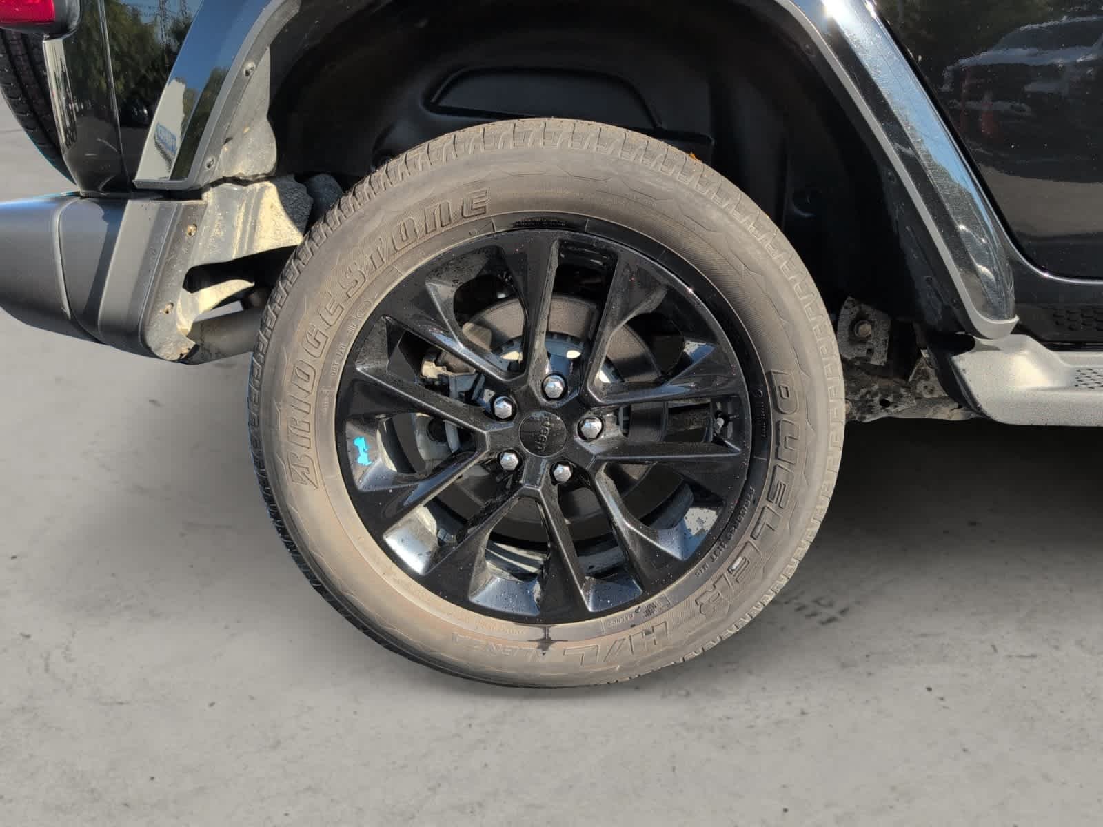 Used 2023 Black Clearcoat Jeep Sahara image 12
