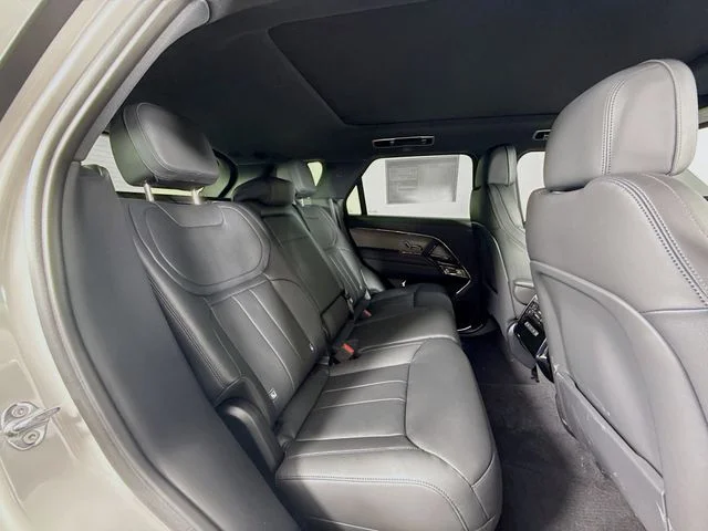 Used 2025 Gray Land Rover S image 30