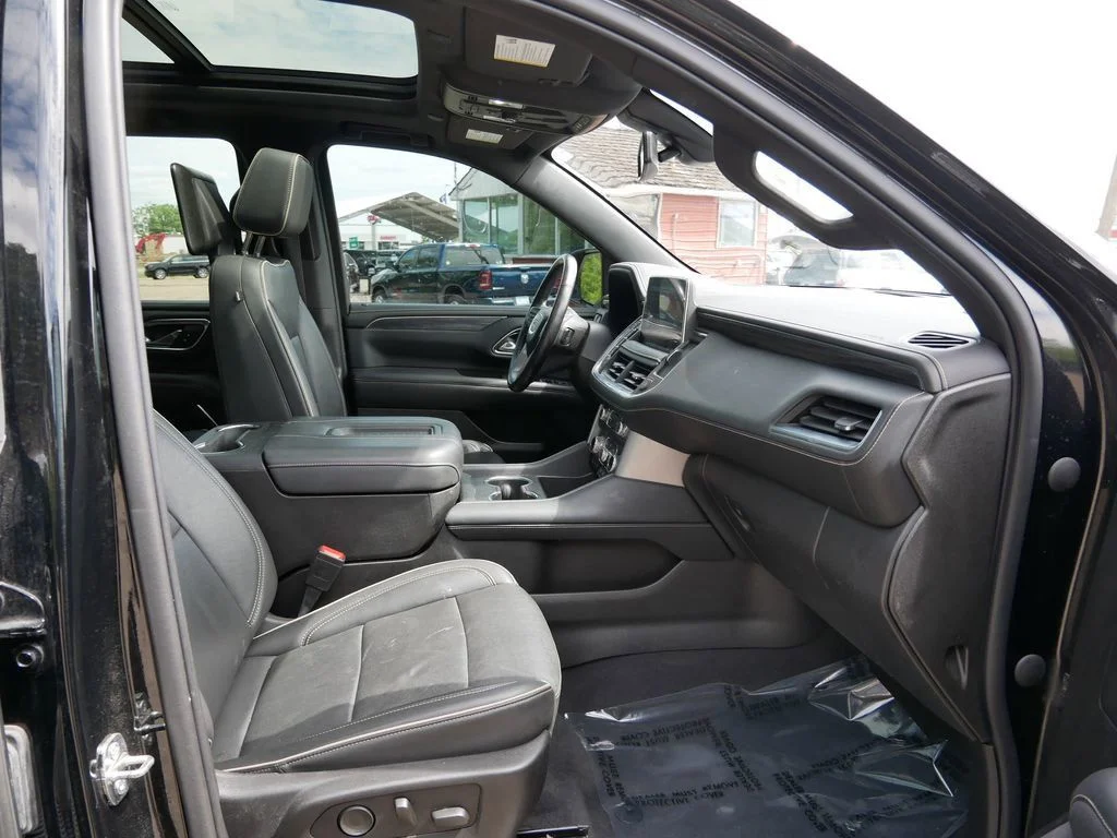 Used 2021 Black GMC SLT image 6
