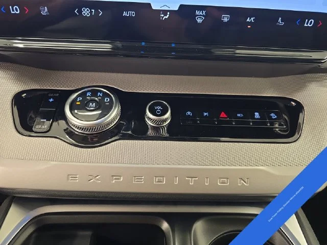 New 2027 Star White Metallic Tri-Coat Ford Active image 33