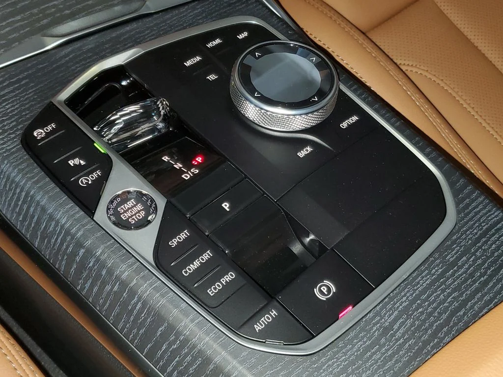 New 2026 Jet Black BMW 330i image 24