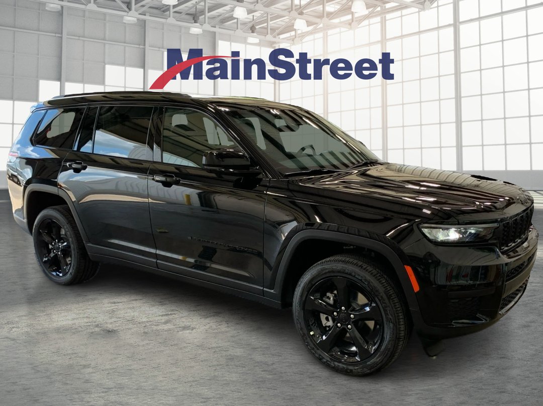 New 2025 Diamond Black Crystal Pearl-Coat Exterior Paint Jeep Altitude X image 7