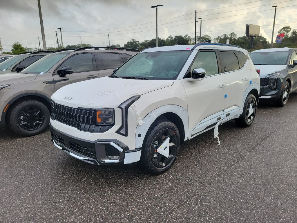 New 2027 Snow White Pearl Kia X-Line S image 3
