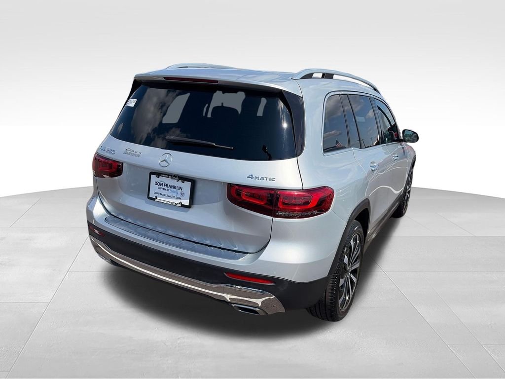 Used 2023 Silver Mercedes-Benz GLB 250 image 5