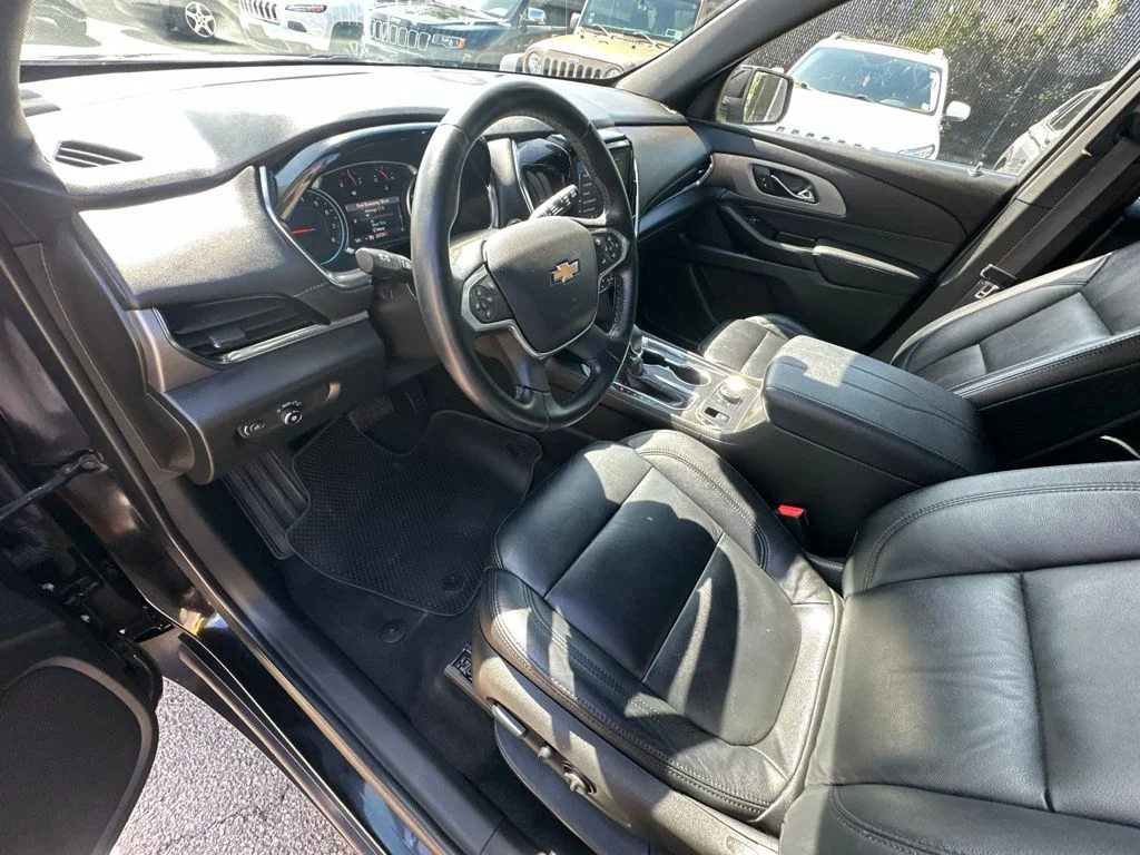 Used 2024 Black Chevrolet LT Cloth image 8
