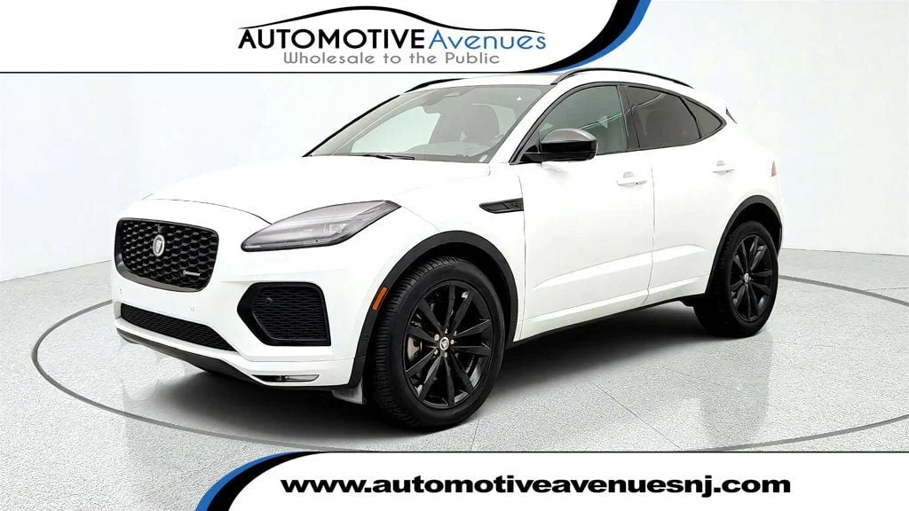 Used 2024 Fuji White Jaguar R-Dynamic SE P250 AWD w/ 20