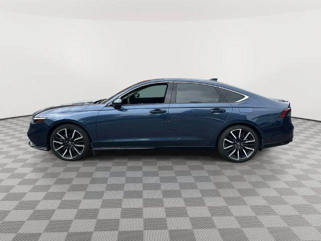 Used 2023 Canyon River Blue Metallic Honda Touring image 6