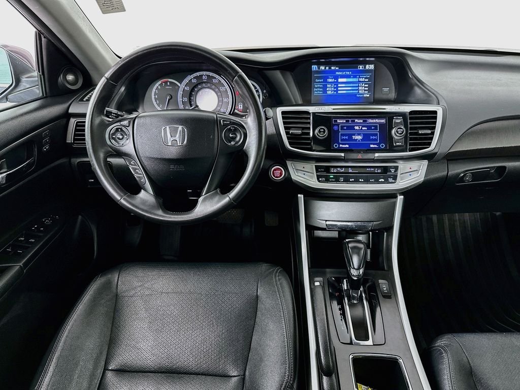 Used 2013  Honda EX-L image 23