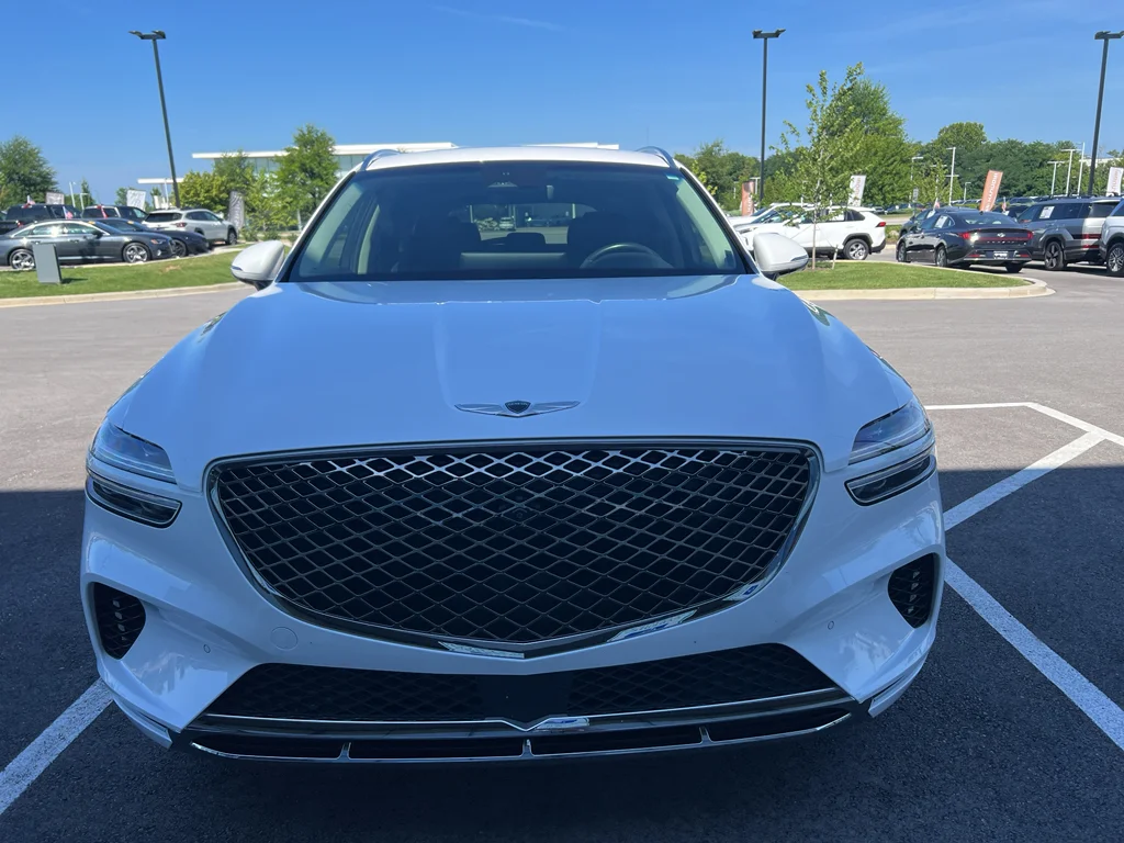 Used 2022 Uyuni White Genesis 2.5T image 2