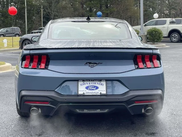 2026 Ford Mustang EcoBoost Fastback - Photo 12