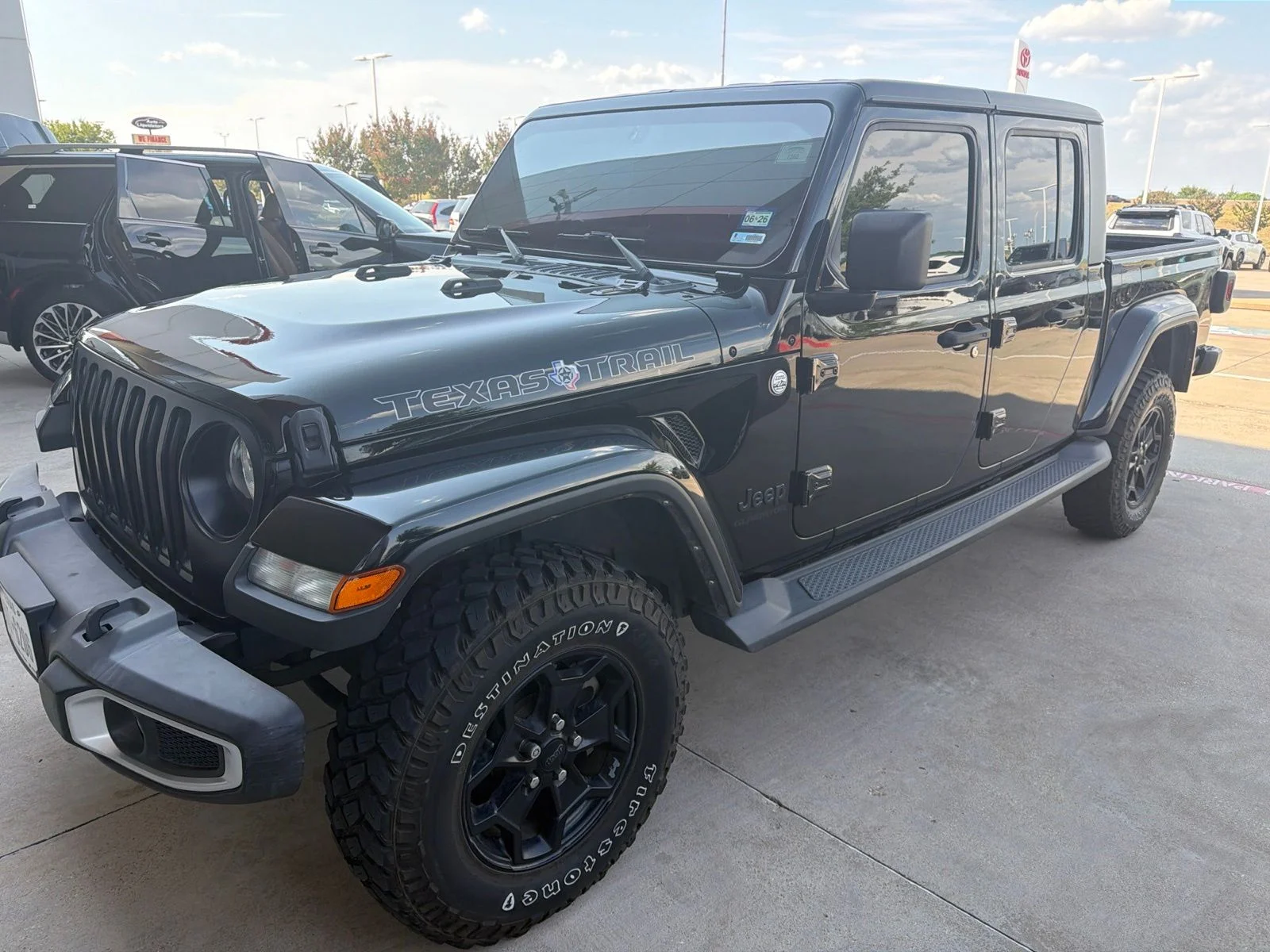 Used 2022 Black Jeep Sport image 1