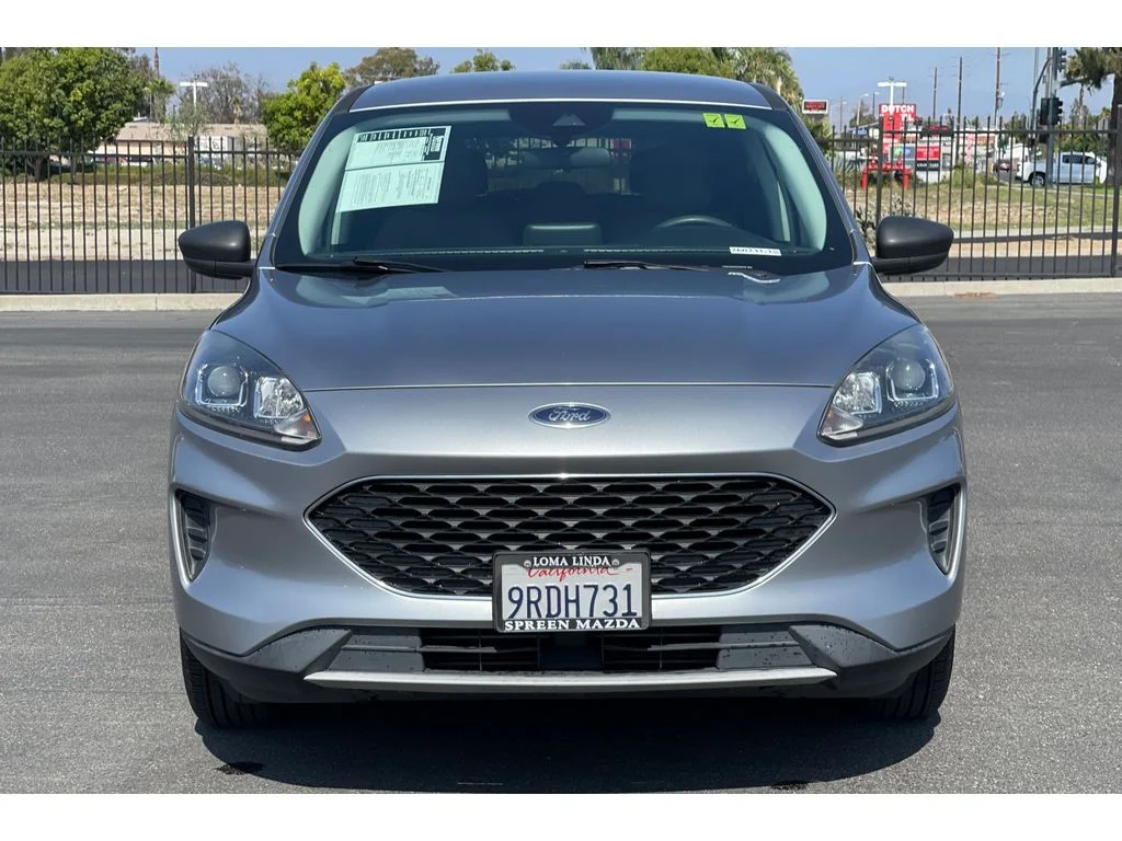 Used 2022 ICONIC SILVER Ford SE image 10