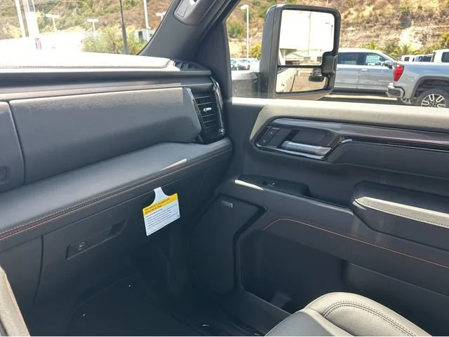 2026 GMC Sierra 2500HD AT4 - Photo 8