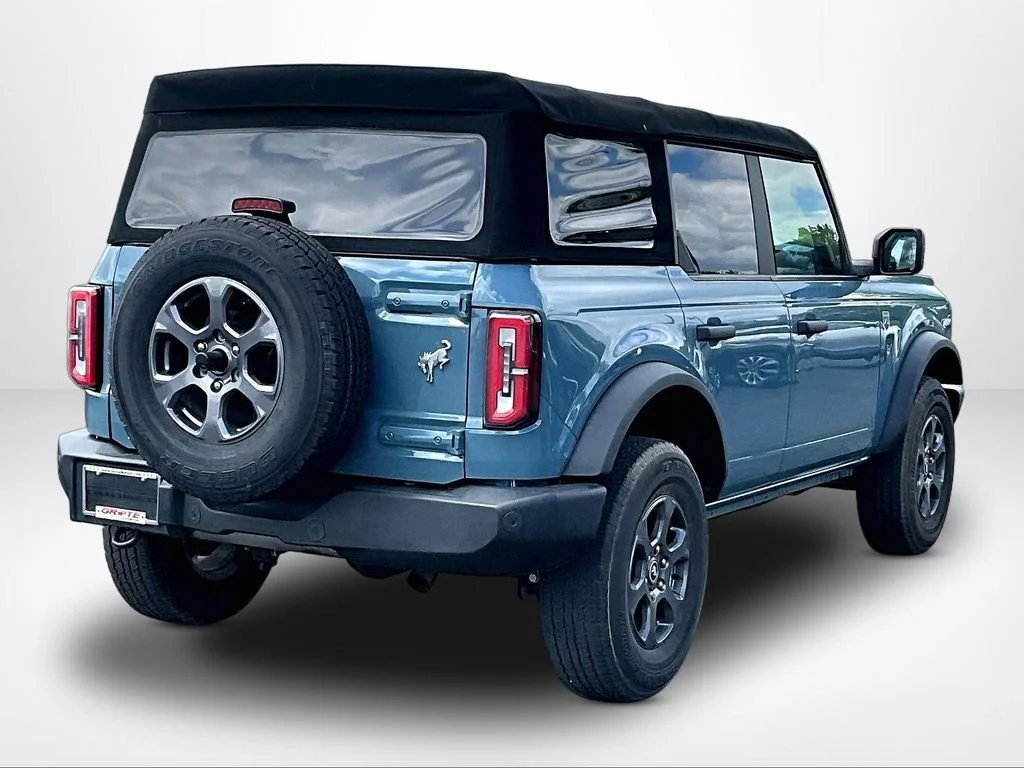 Used 2022 Blue Ford Big Bend image 2