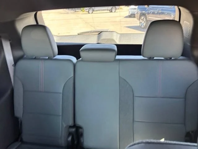 New 2026 Riverstone Metallic GMC AT4 image 18