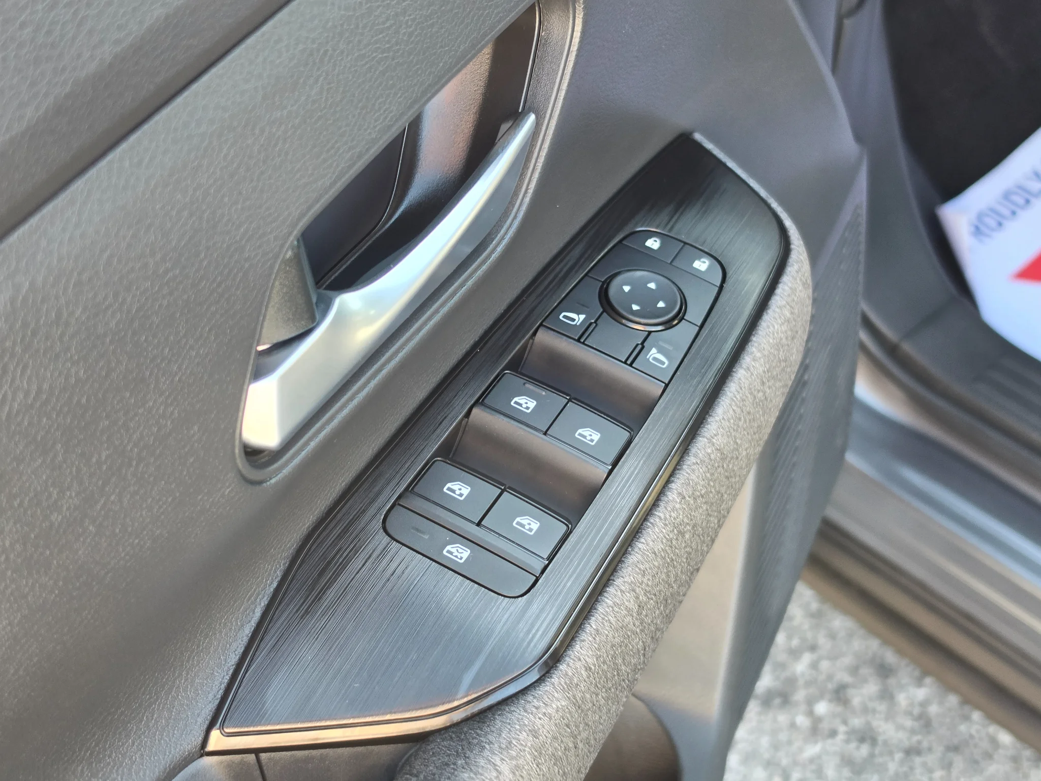 New 2027 Gun Metallic Nissan SV image 18