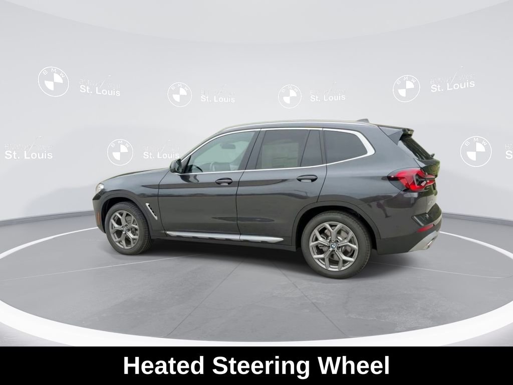 Used 2024 Gray BMW xDrive30i image 17