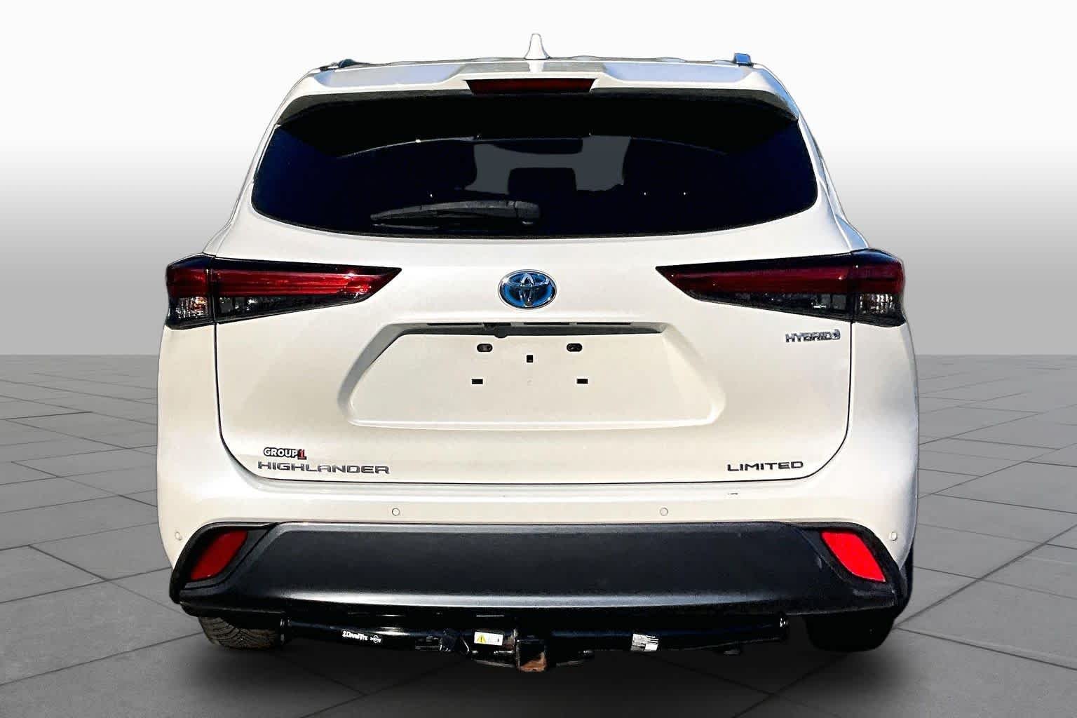 Used 2021 Blizzard Pearl Toyota Hybrid Limited image 5