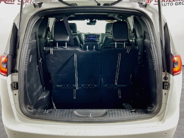 2025 Chrysler Pacifica Limited - Photo 28