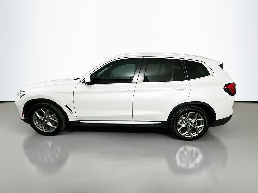 Used 2024 Mineral White Metallic BMW sDrive30i image 8