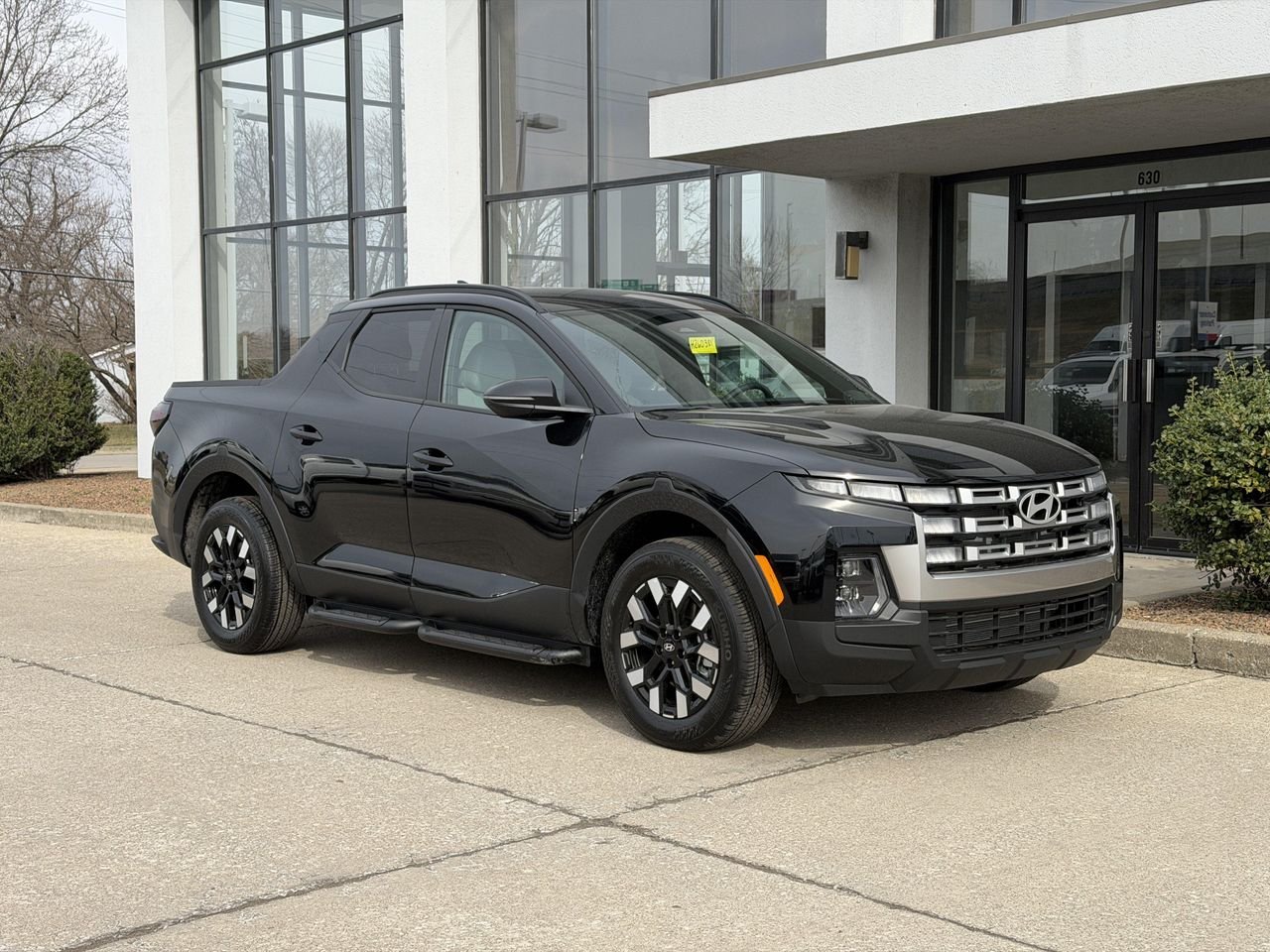 New 2026 Phantom Black Hyundai SEL AWD image 2