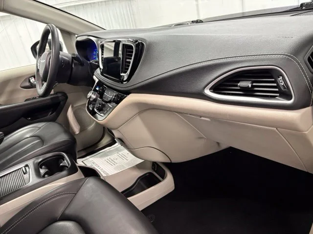 Used 2023 Gray Chrysler Touring L image 16