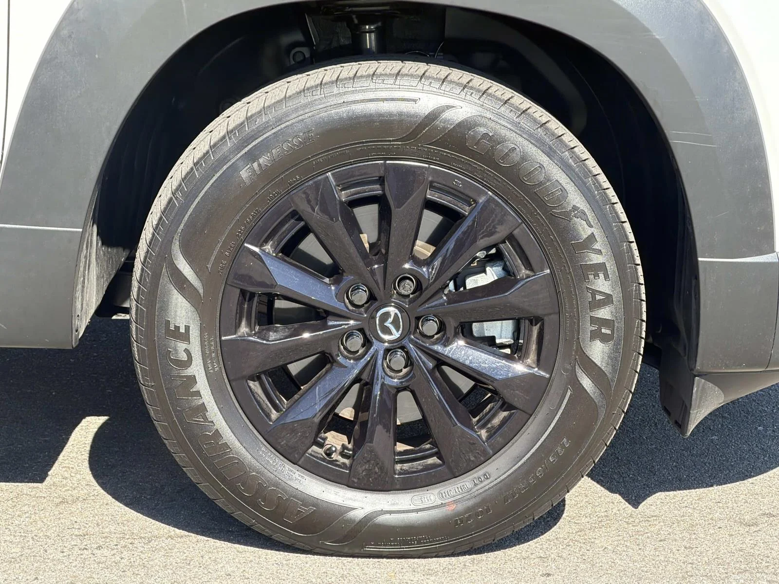 Certified Used 2026 WIND CHILL PEARL Mazda Premium AWD image 26