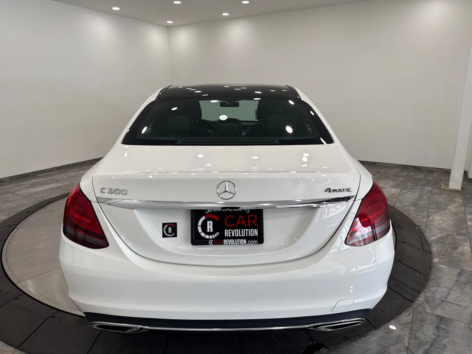 Used 2019 Polar White Mercedes-Benz 300 4MATIC® image 6