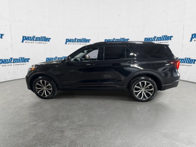 Certified Used 2025 Black Ford ST-Line image 7