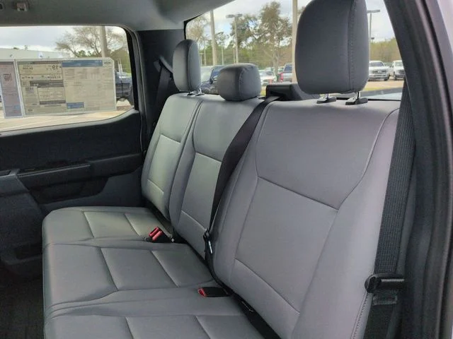 New 2026 Oxford White Ford XL image 14