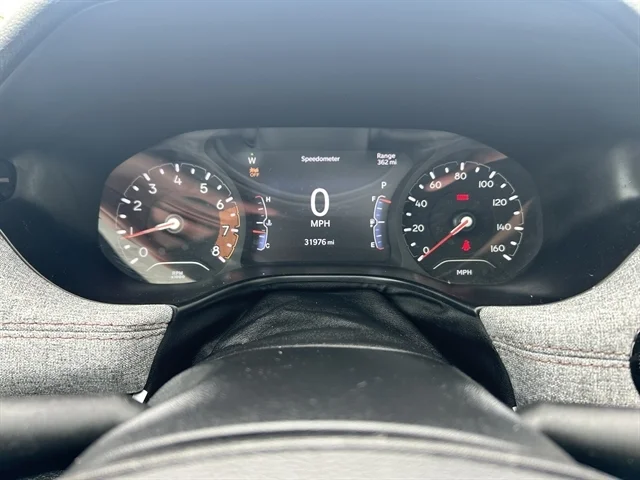 Used 2022 Blue JEEP Latitude Lux image 25