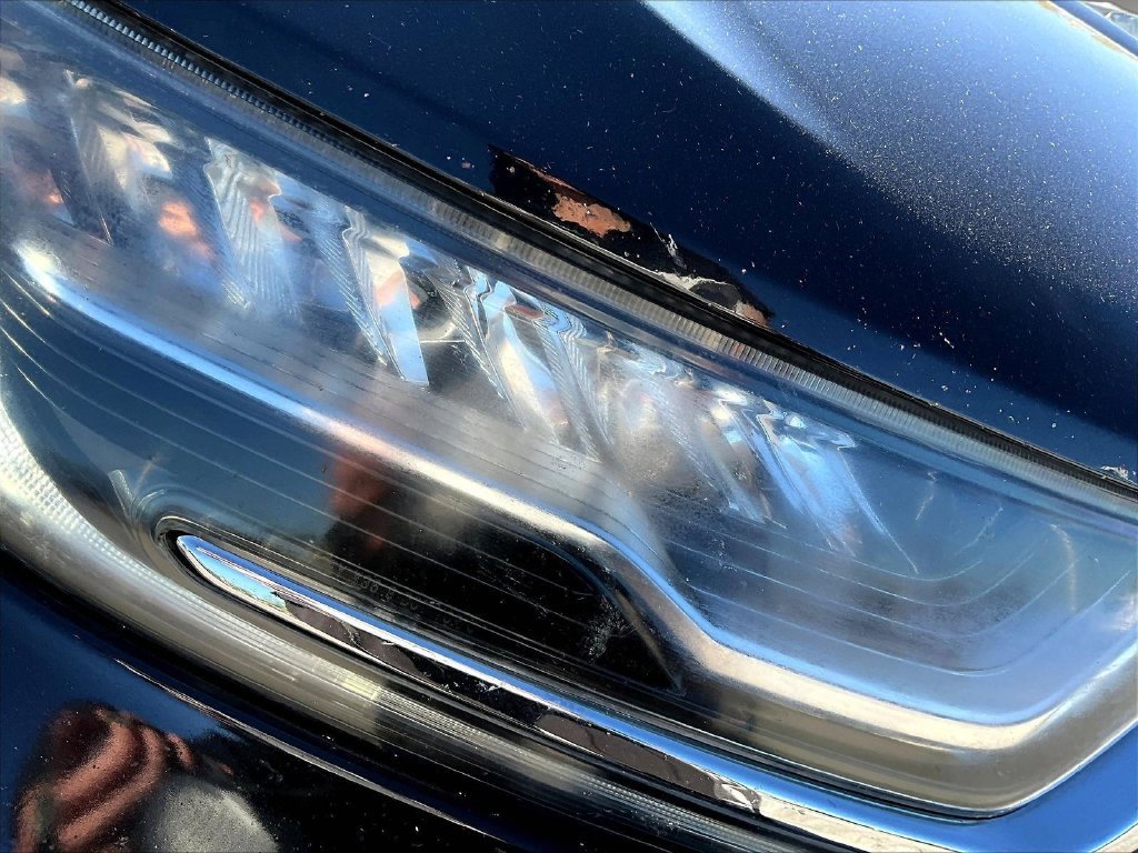 Used 2018 Black Honda Touring image 35