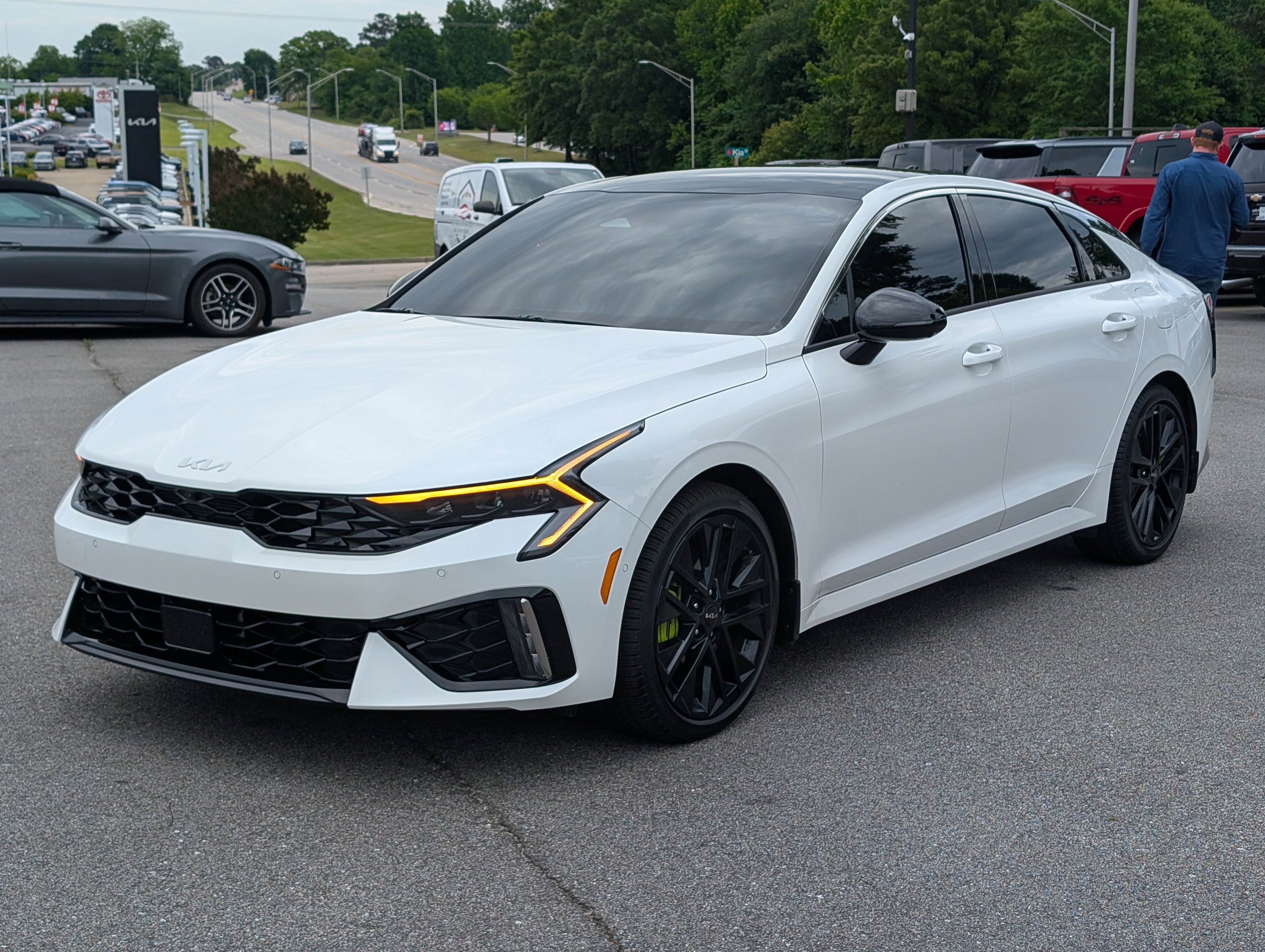 2026 Kia Optima GT FWD's photo