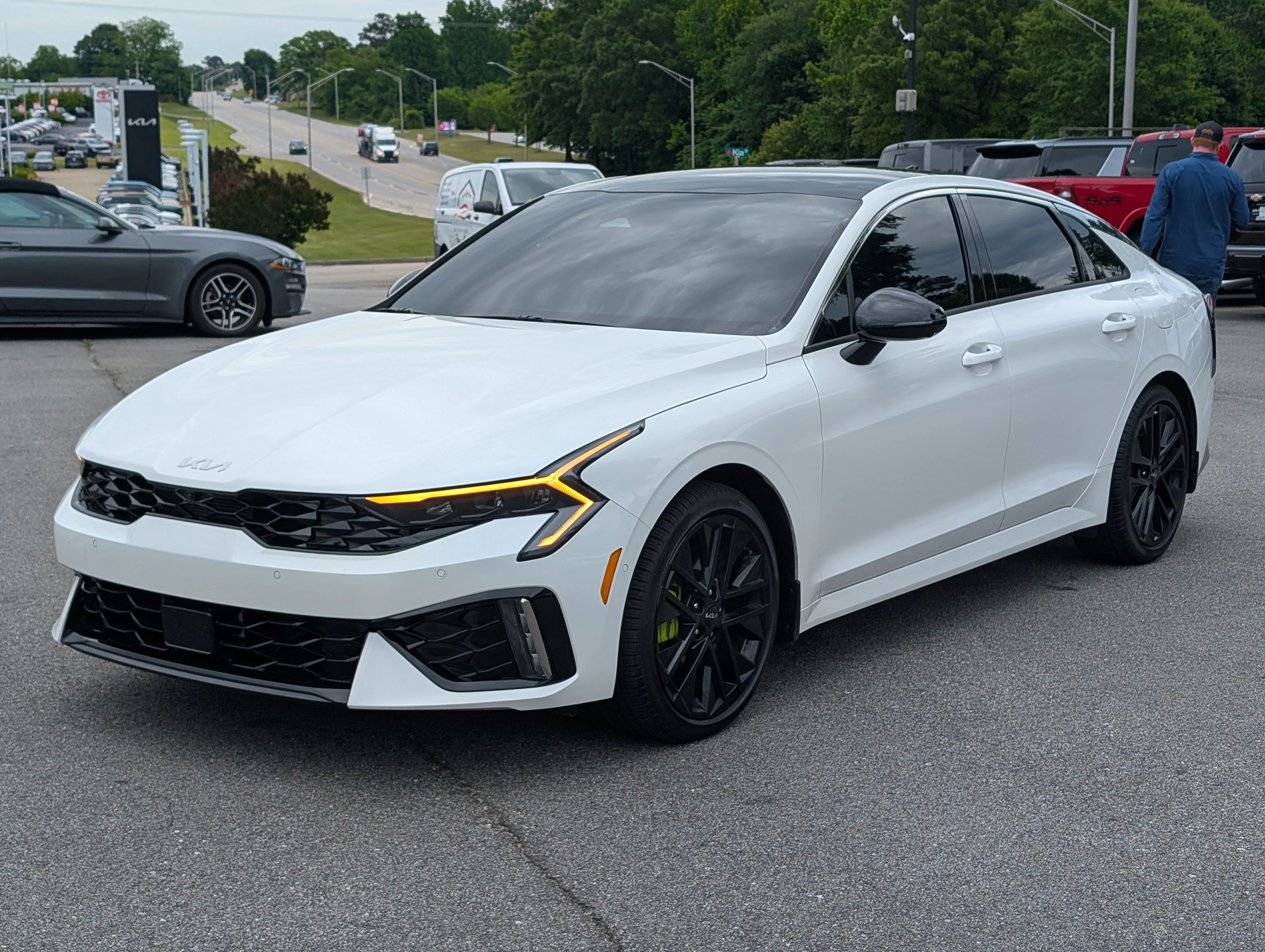 2026 Kia Optima GT FWD's photo