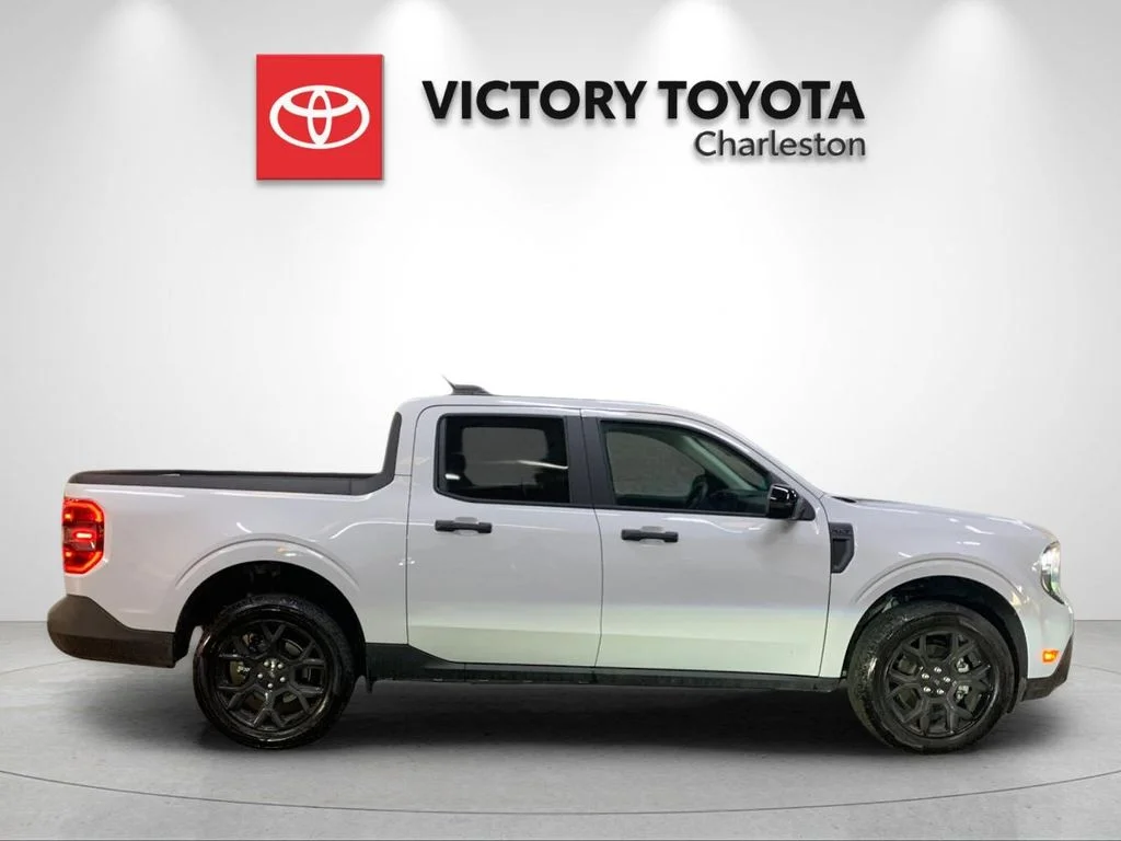 Used 2025 White Ford XLT image 6