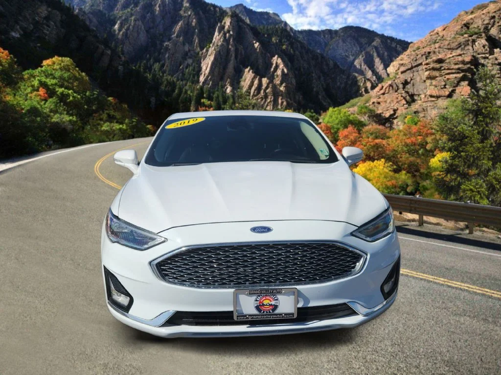 Used 2019 White Ford Titanium image 6