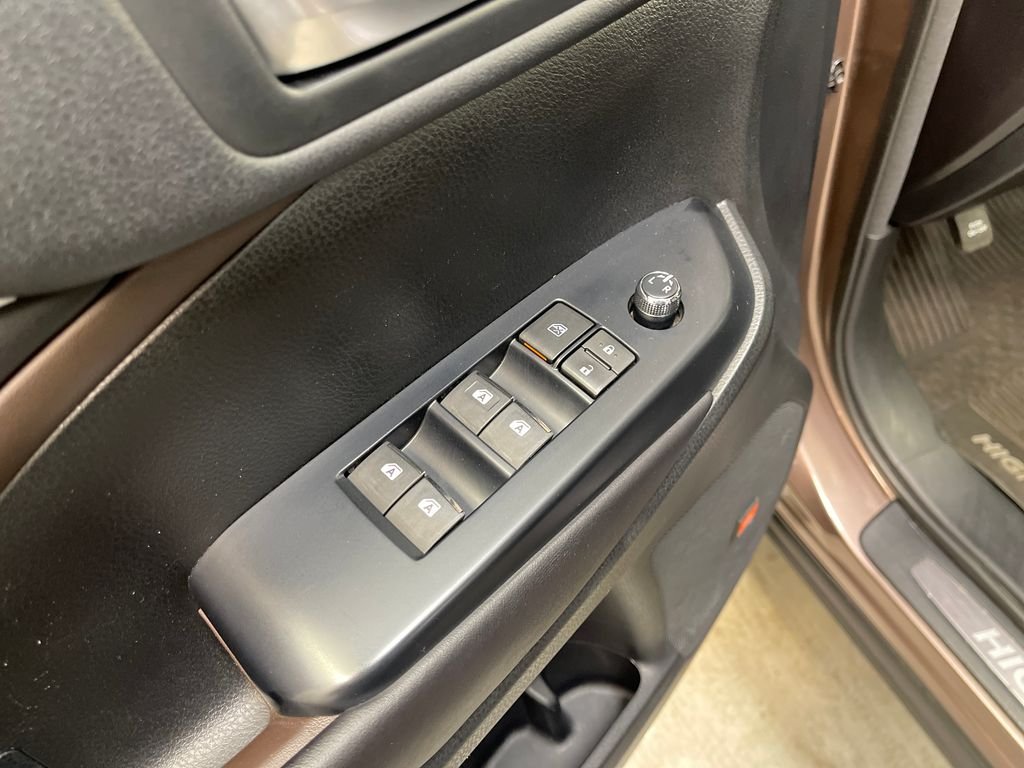 Certified Used 2017 Brown Toyota Limited image 15