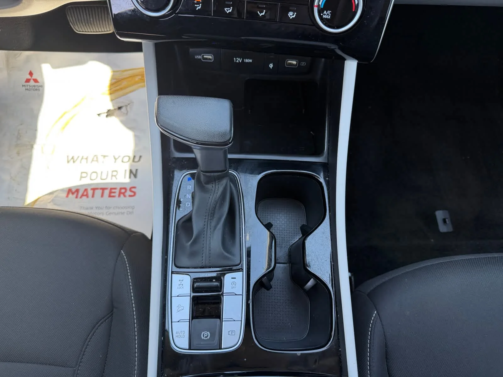Used 2023 Phantom Black Hyundai SEL image 16