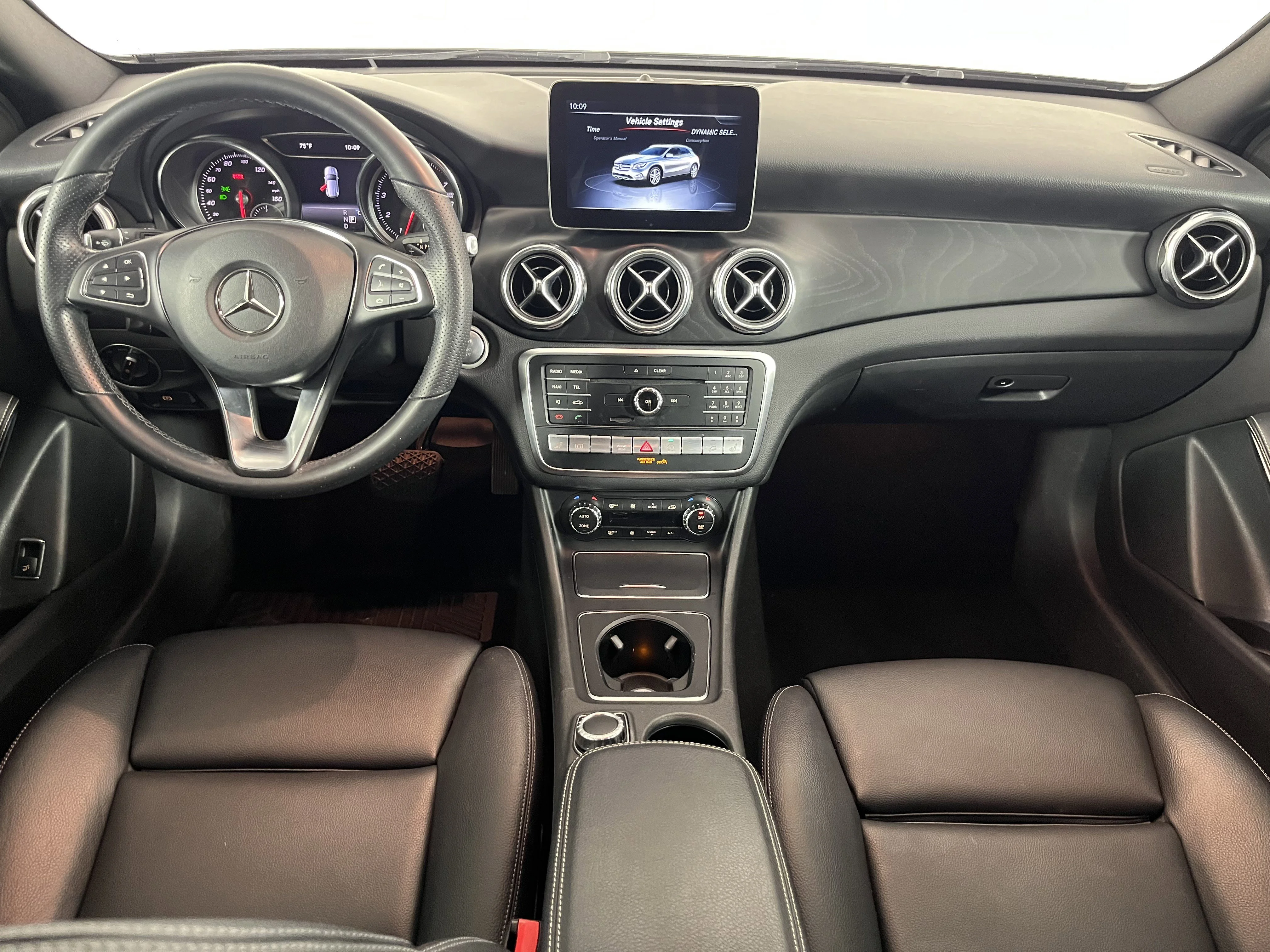 Used 2019 Mountain Grey Metallic Mercedes-Benz GLA 250 image 10