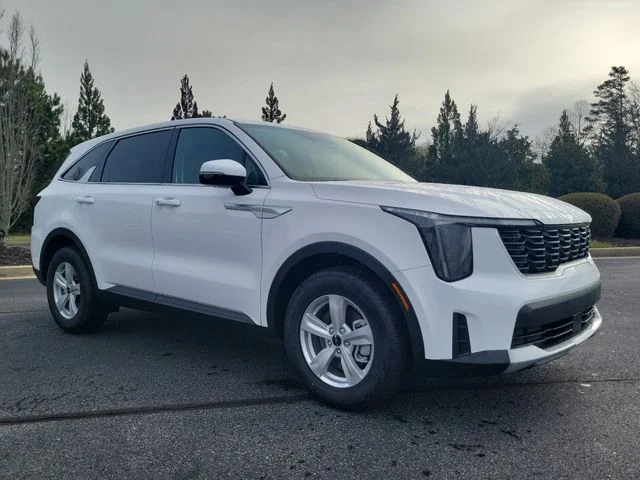 New 2026 Glacial White Pearl Kia LX image 3