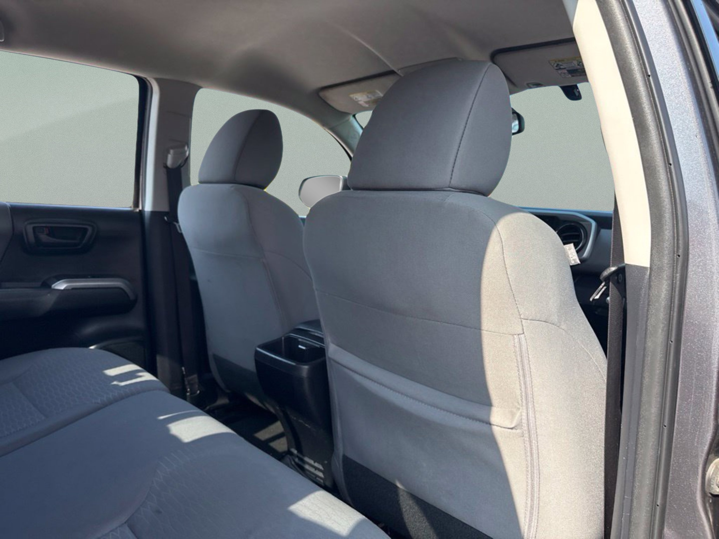 Used 2017 Magnetic Gray Metallic Toyota SR5 image 23