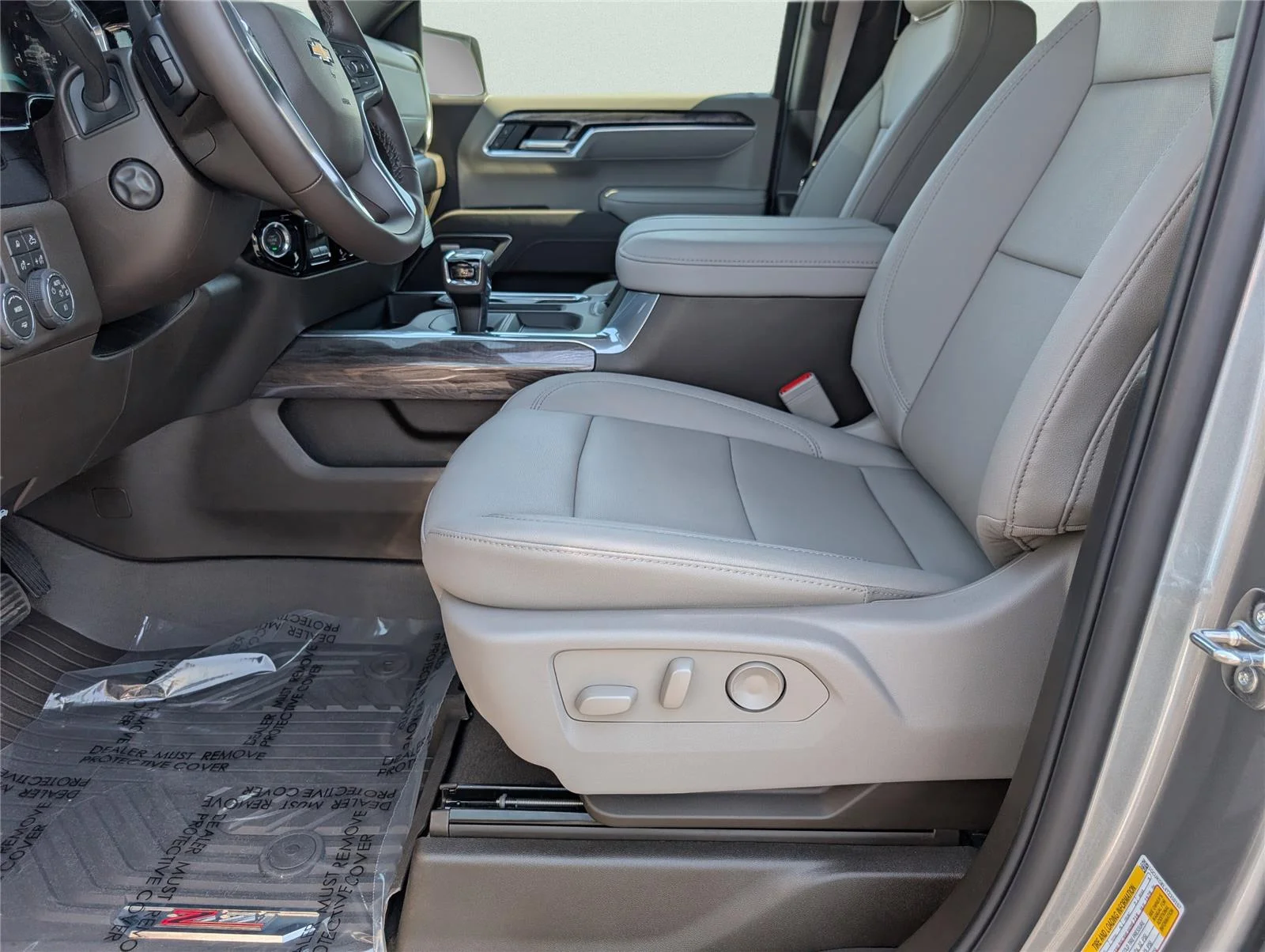 New 2026 Sterling Gray Metallic Chevrolet LTZ image 9