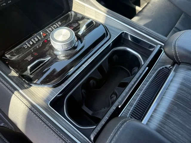 2024 Jeep Wagoneer Series III - Photo 29