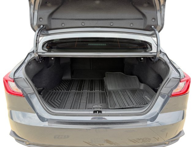 Used 2026  Toyota SE image 18