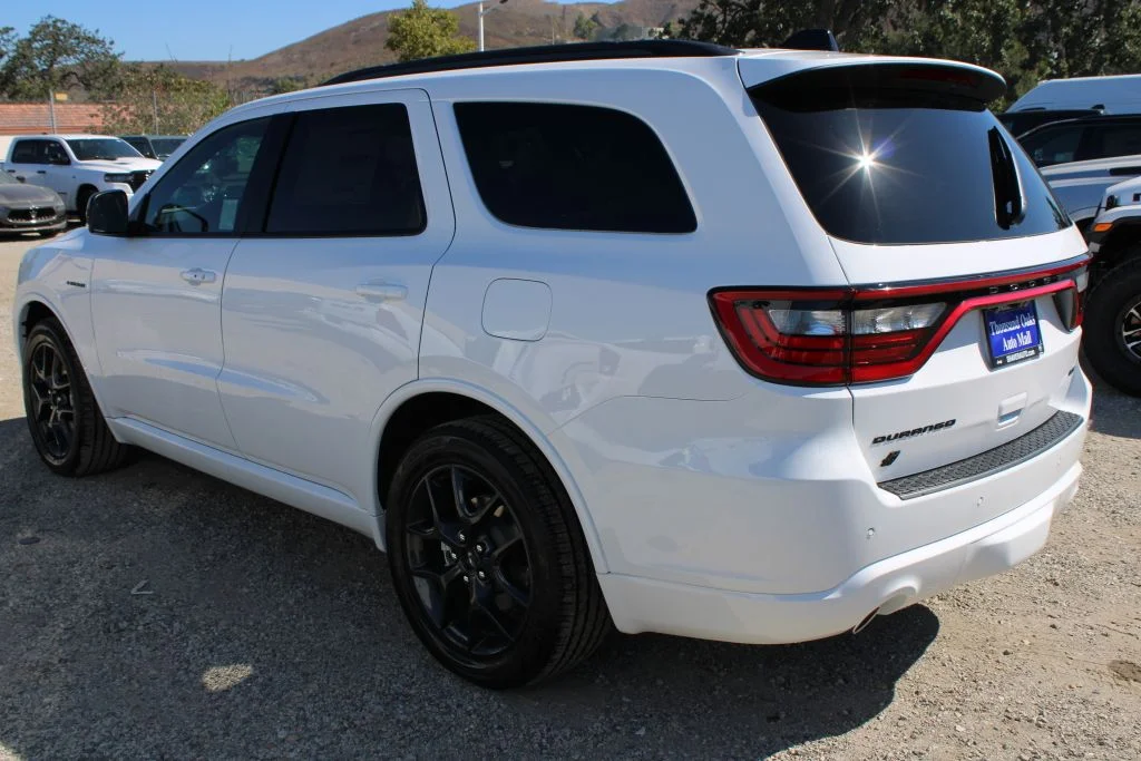 New 2026 White Knuckle Clear-Coat Exterior Paint Dodge GT Plus HEMI V8 image 6