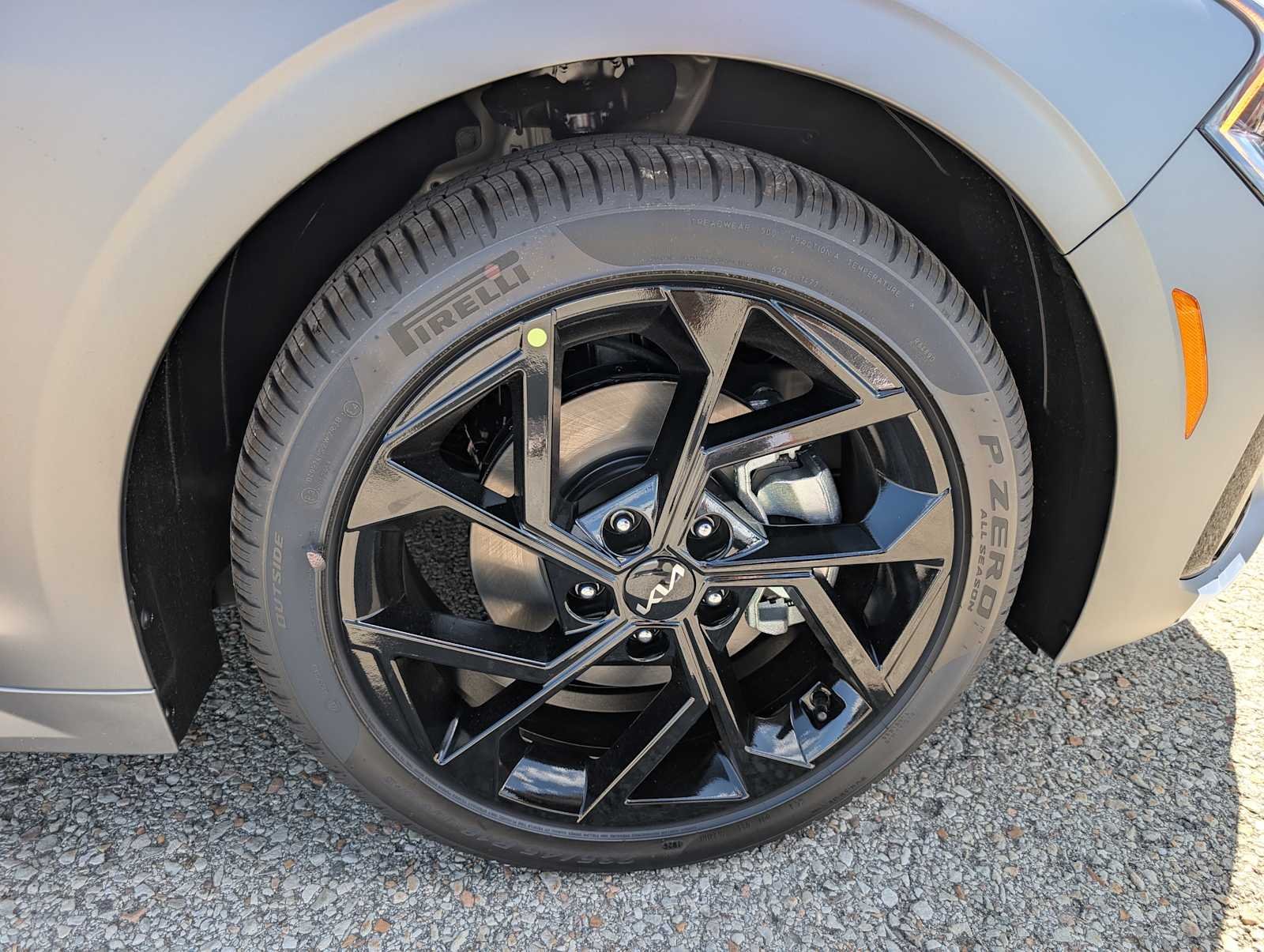 New 2026 Steel Matte Gray Kia GT-Line image 3