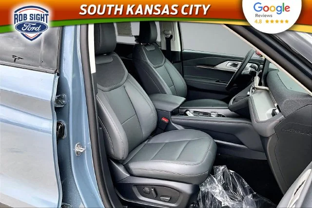 New 2026 Vapor Blue Metallic Ford Active image 11