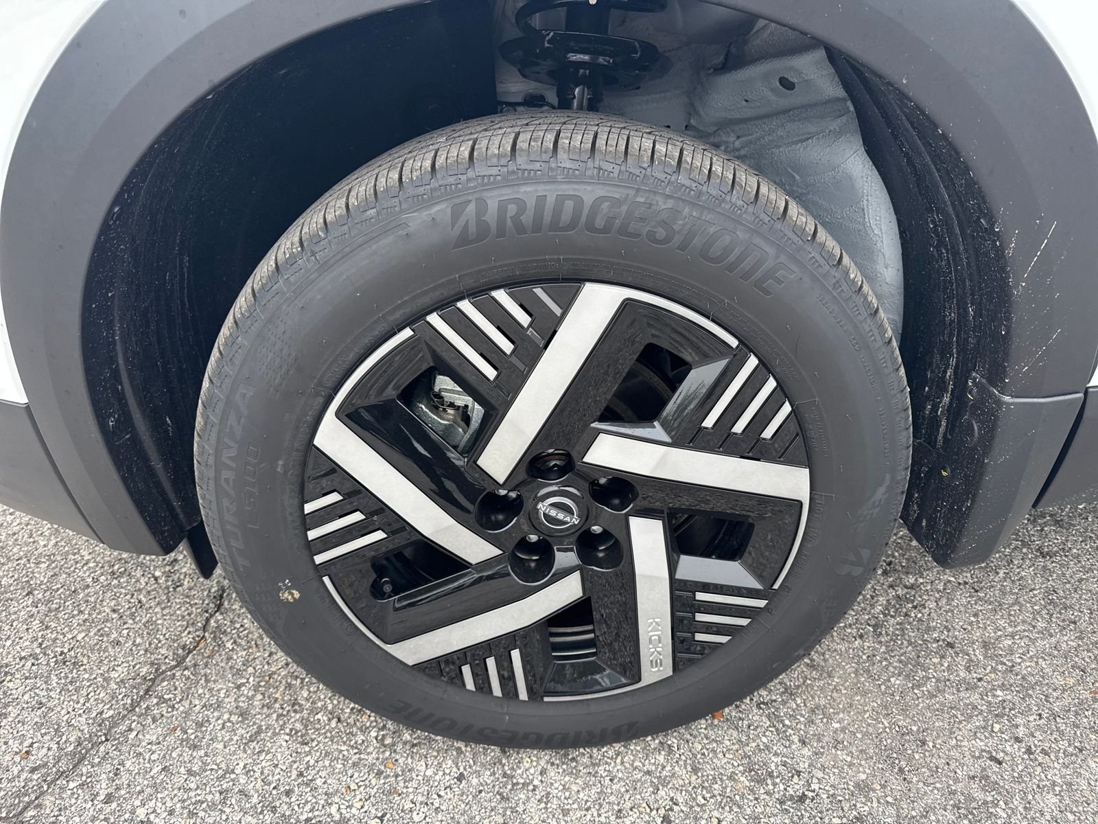 New 2026 Nissan Kicks SV 4D Sport Utility